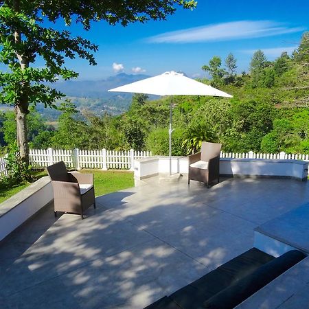 Amandari Holiday Villa Gelioya Bagian luar foto