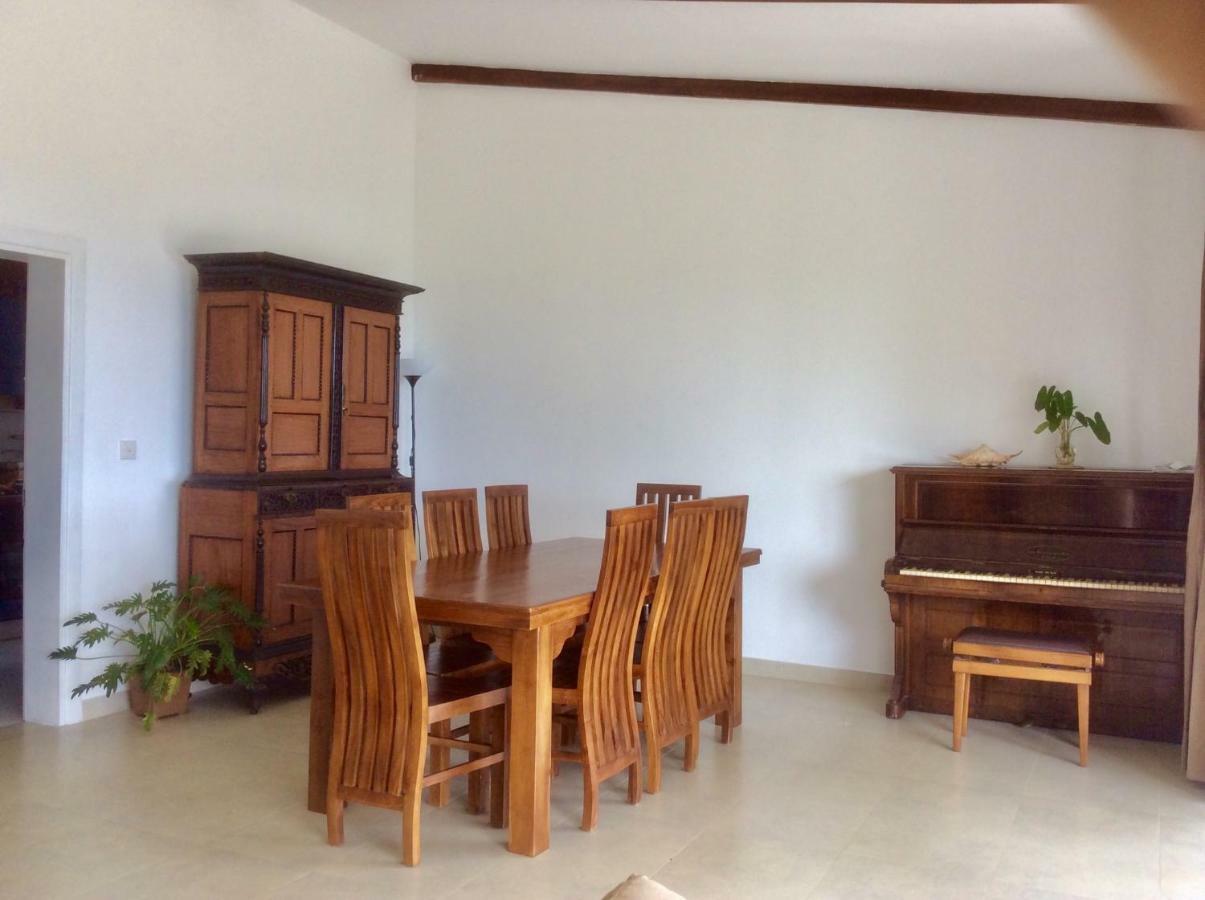 Amandari Holiday Villa Gelioya Bagian luar foto