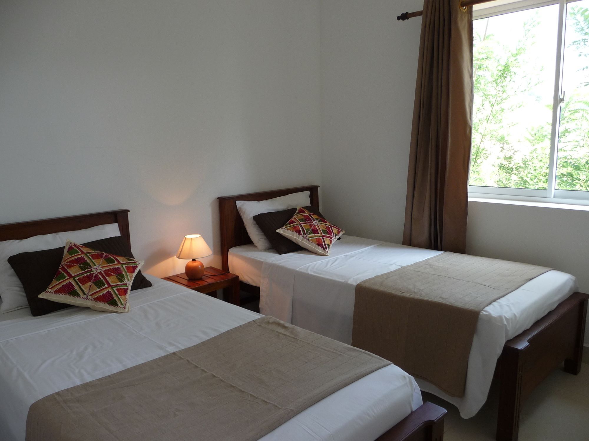 Amandari Holiday Villa Gelioya Bagian luar foto