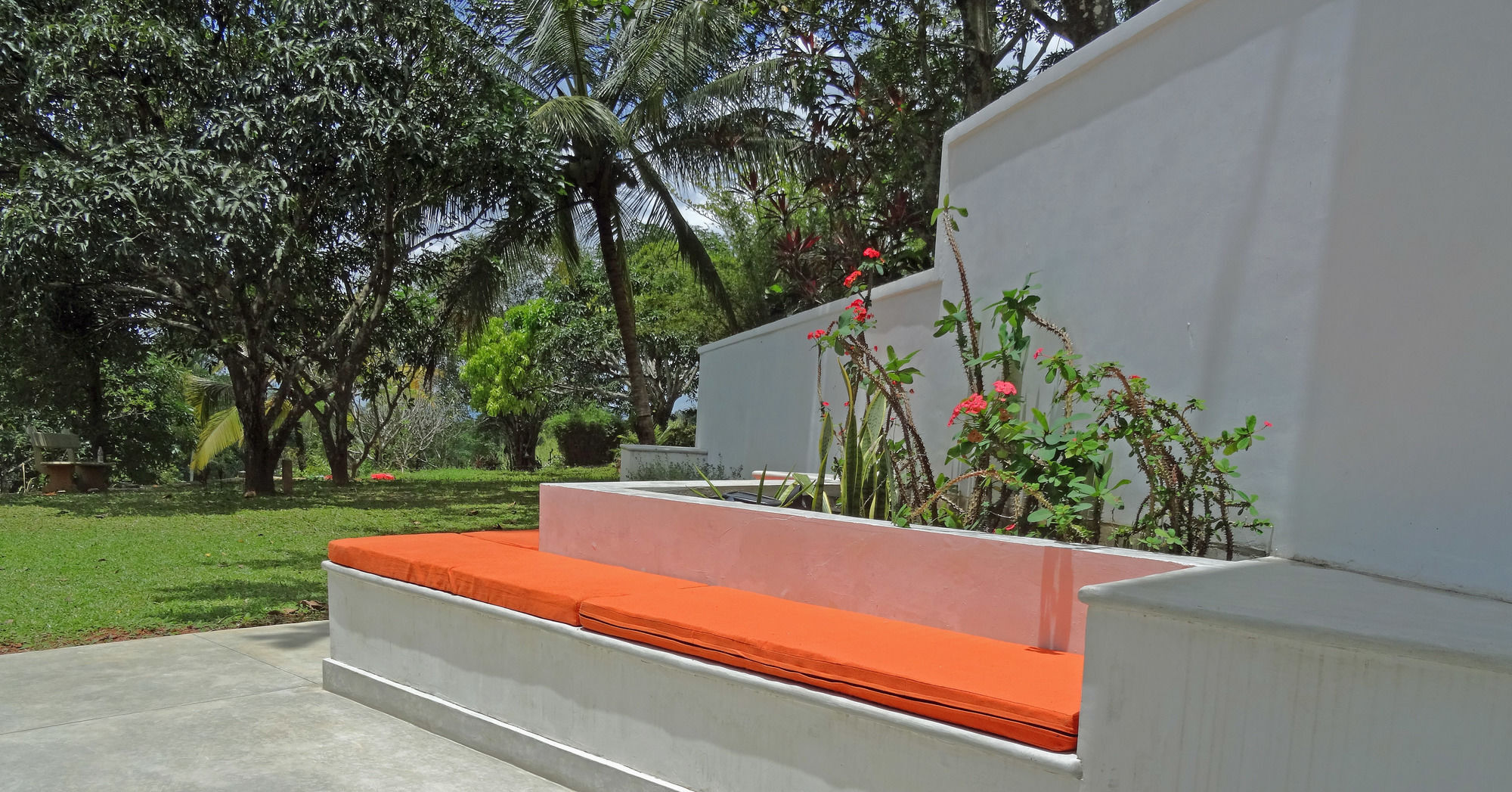 Amandari Holiday Villa Gelioya Bagian luar foto